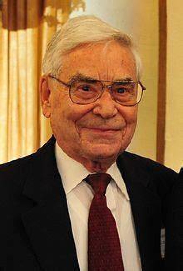 Anthony Lazzaro (university administrator)