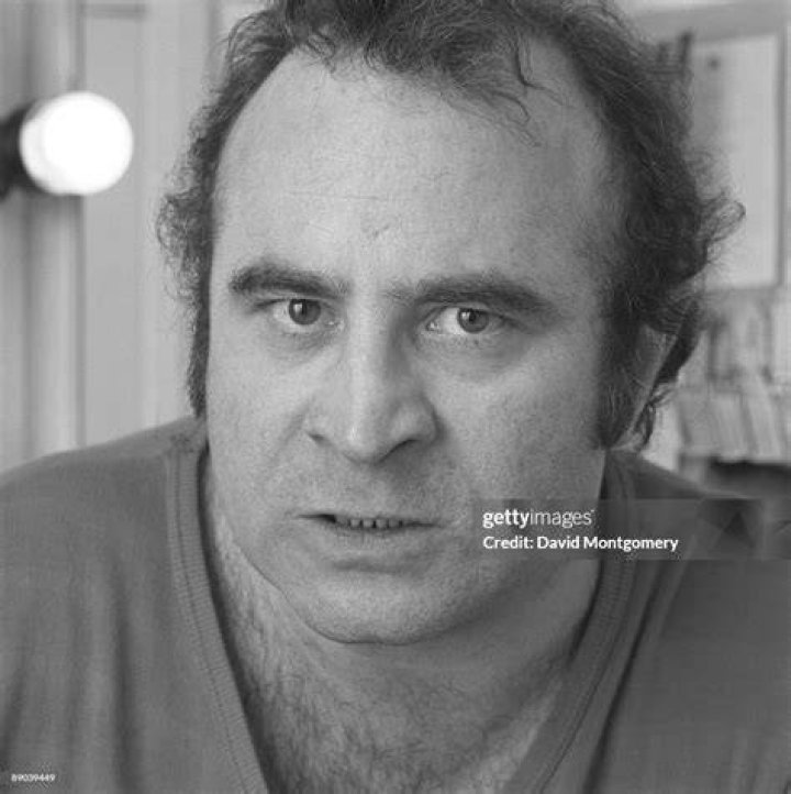 Bob Hoskins
