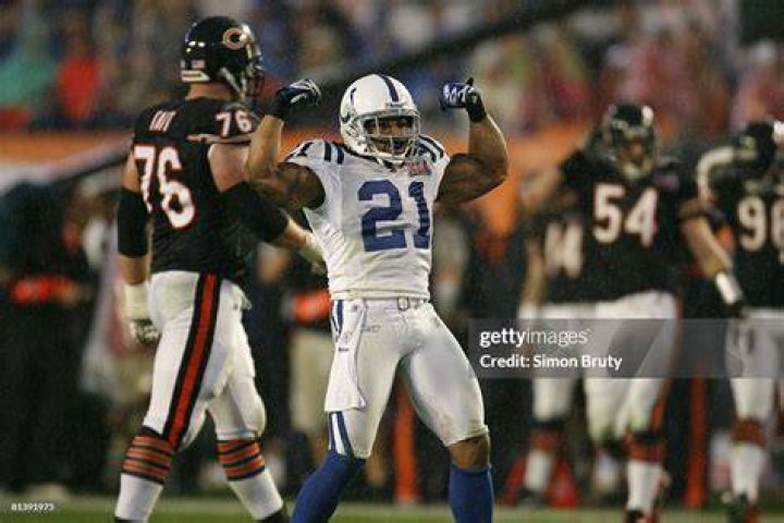 Bob Sanders