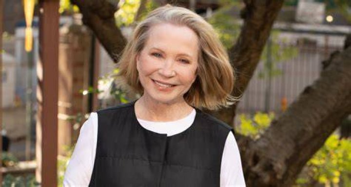 Debra Jo