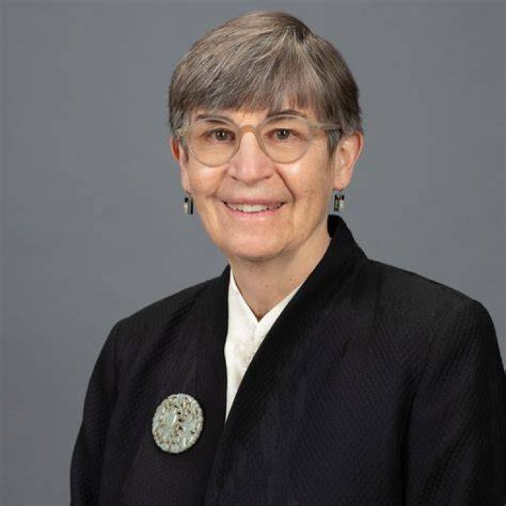 Elizabeth Perry