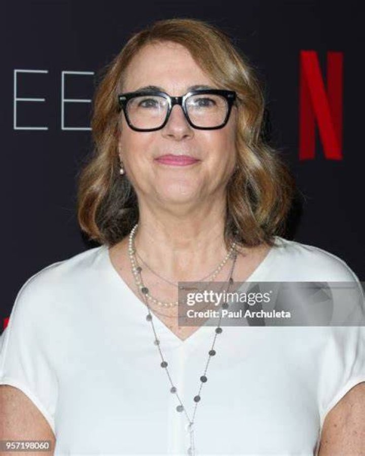 Ellen Lewis