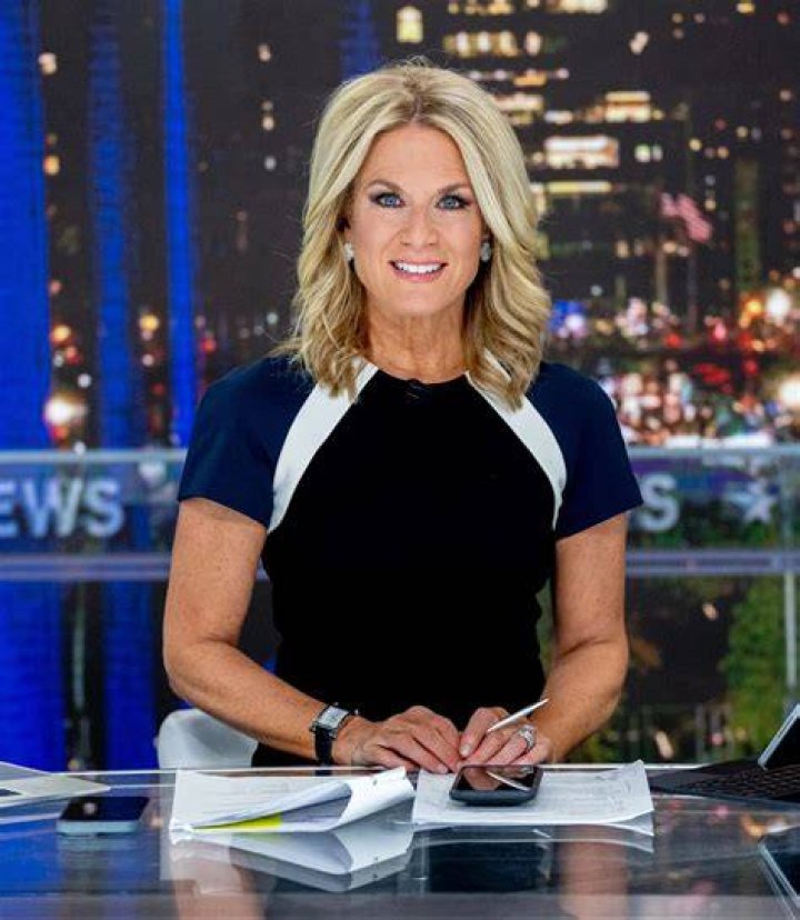 Herself - Fox News Correspondent / Herself - Co-Hostess / Herself - Hostess