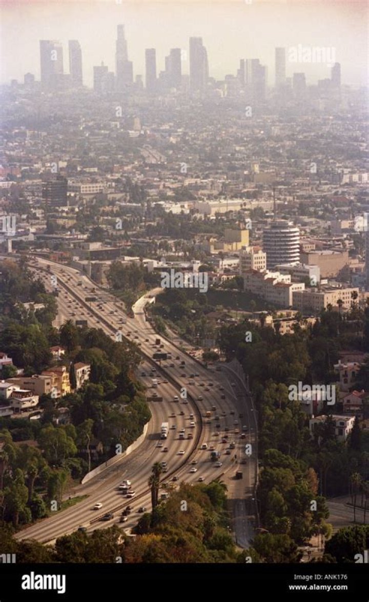 Herself / Los Angeles (1993)