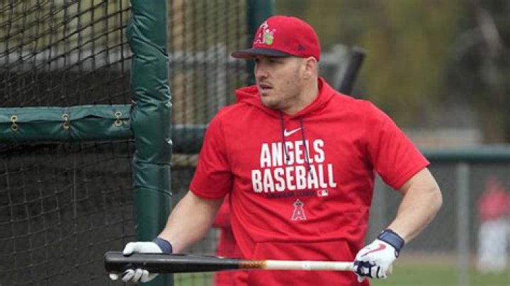 Himself - California Angels Right Fielder / Himself - Philadelphia Phillies Center Fielder