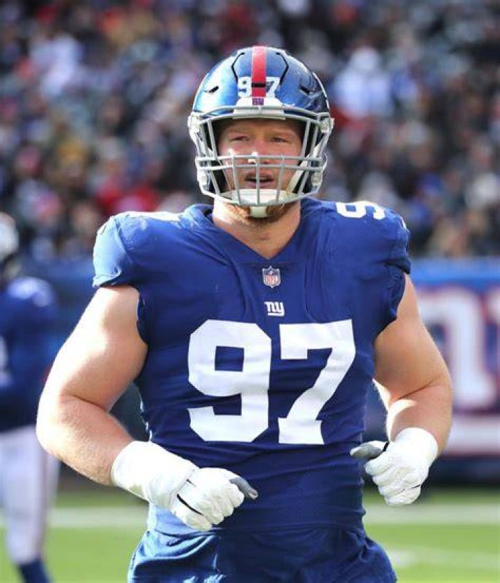 Himself - Giants Defensive End