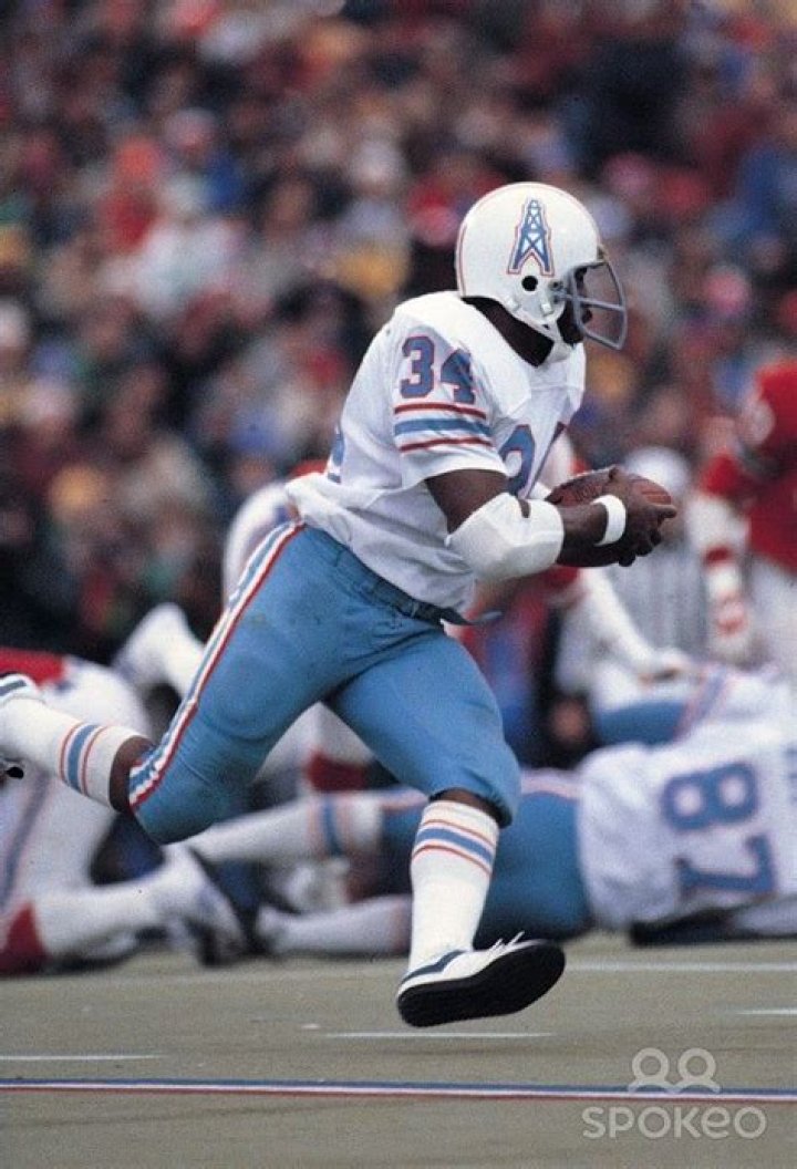 Himself - Houston Oilers Running Back / Himself - Cleveland Browns Running Back