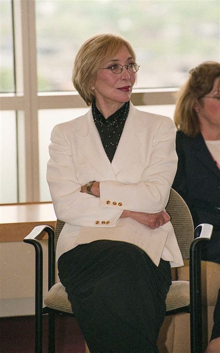 Jessica Mcclintock