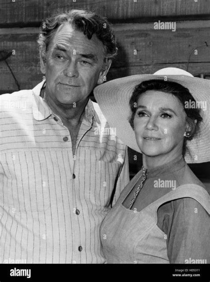 John McIntire, Jeanette Nolan