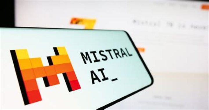 Julia Mistral