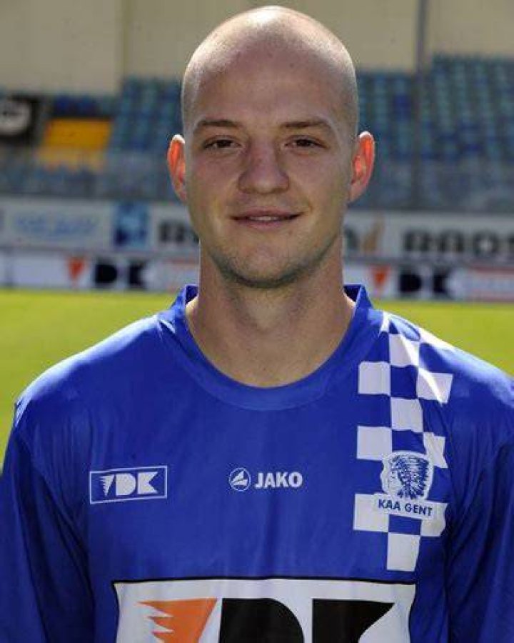 Kenny Thompson (Bermudian footballer)