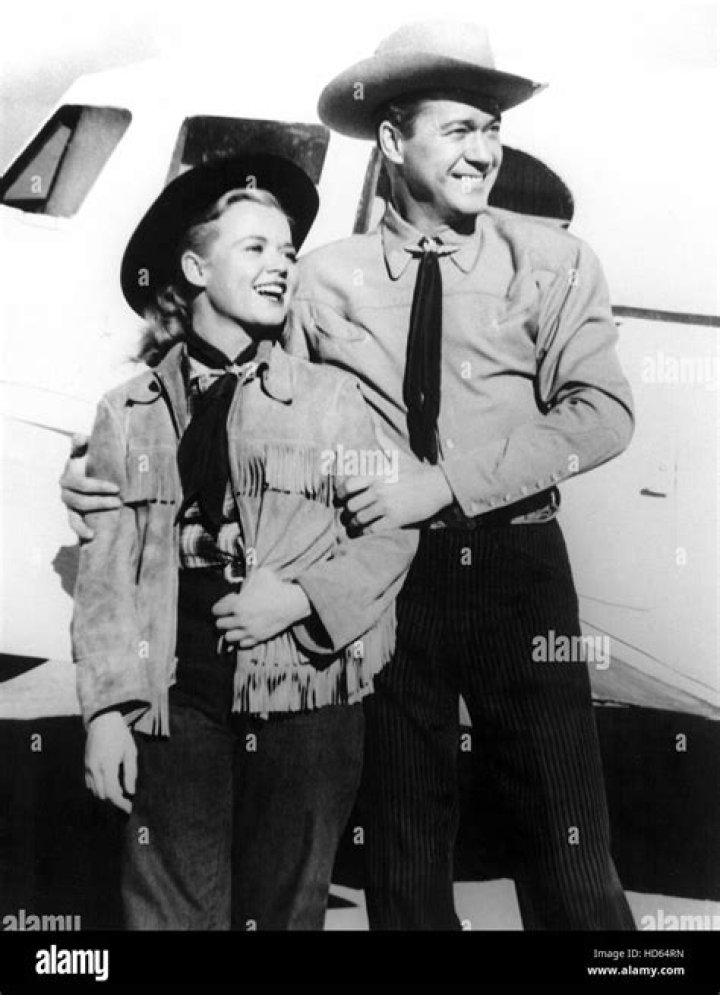 Kirby Grant, Gloria Winters