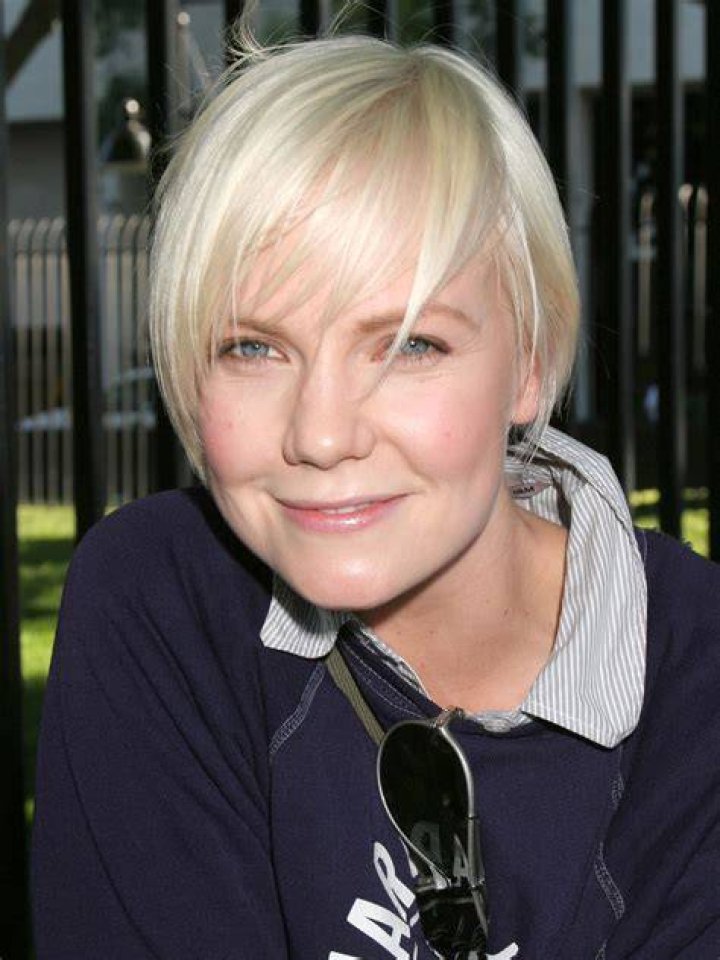 Laura Harris in the movie The Faculty (Source: IMDB)