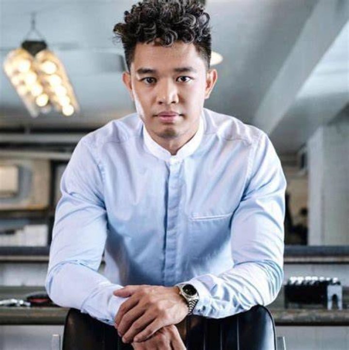 Mark Bustos