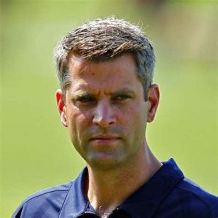Mark Dominik