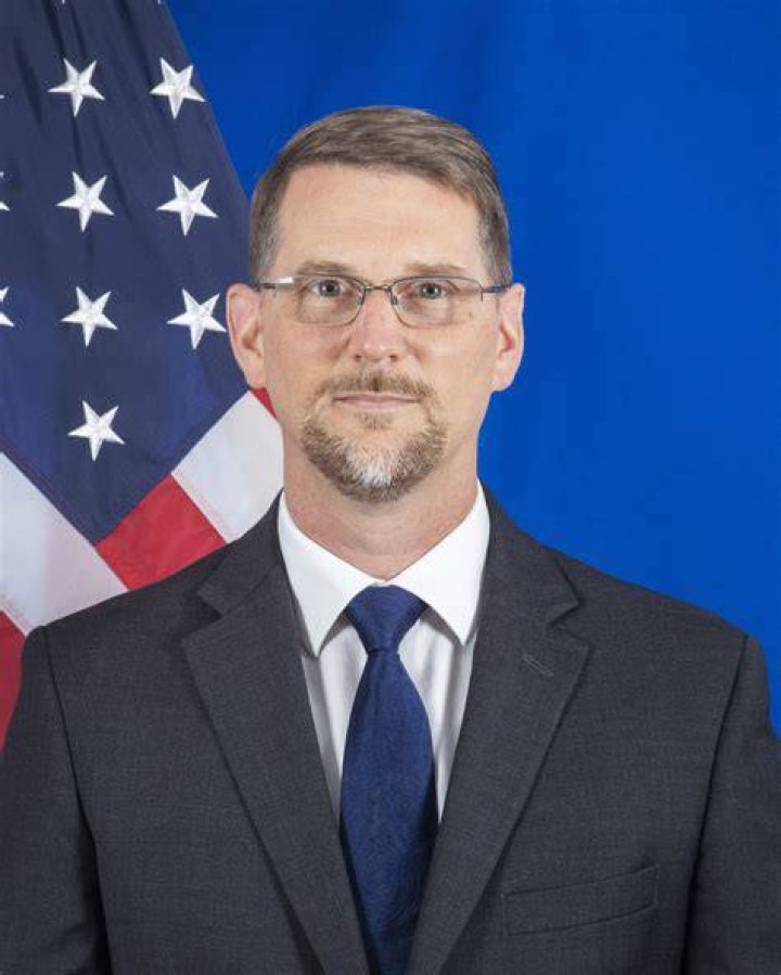 Mark Wells