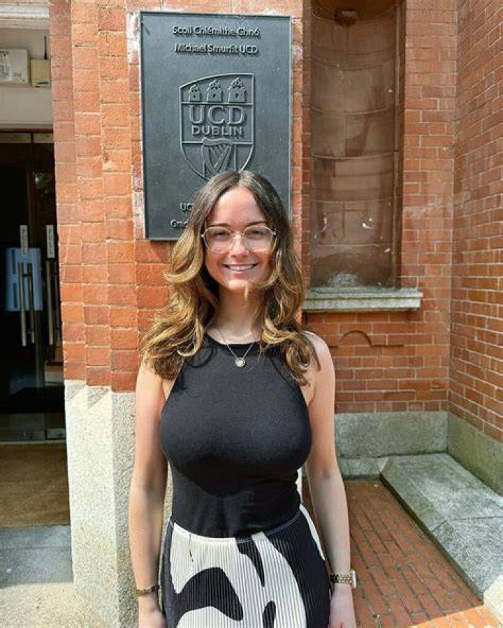 Niamh Russell-Conway Net Worth