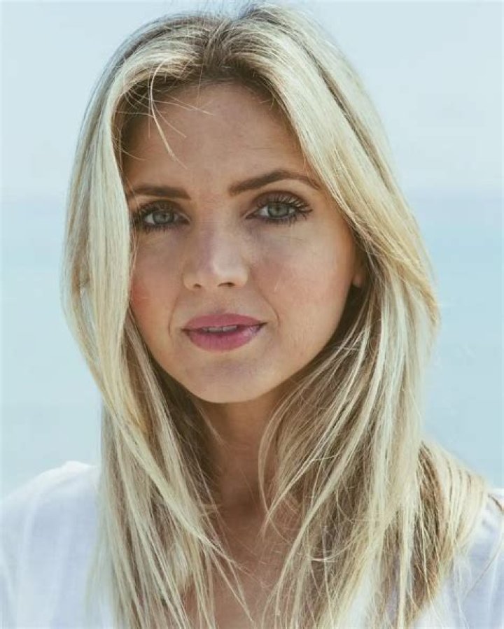 Nikki Osborne