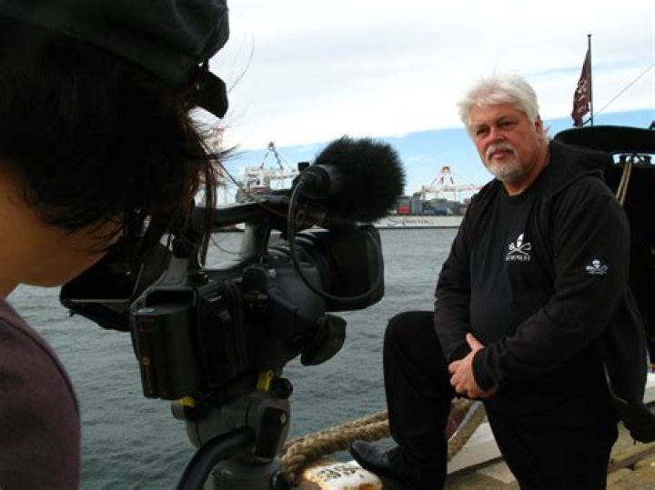 Paul Watson, Trish Dolman