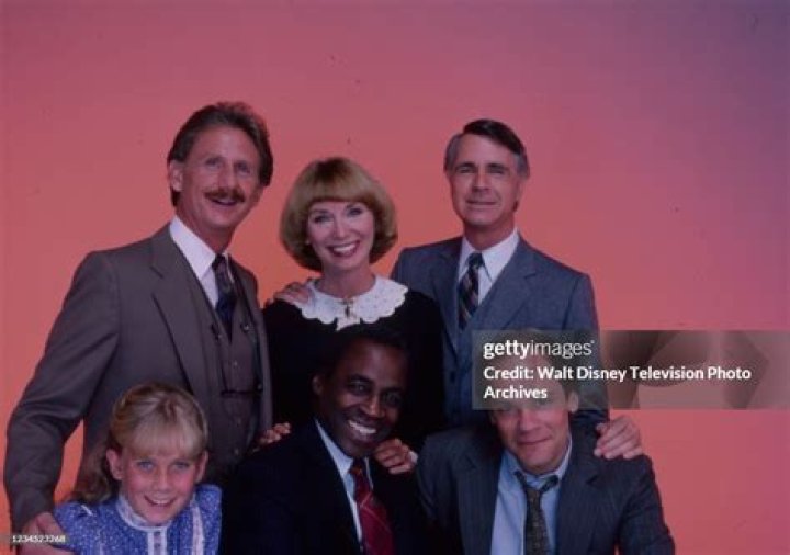 Rene Auberjonois, Missy Gold, Robert Guillaume, Caroline McWilliams, James Noble, Inga Swenson