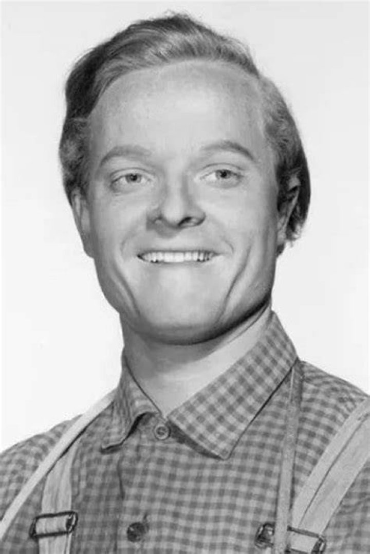 Robert Easton (actor)