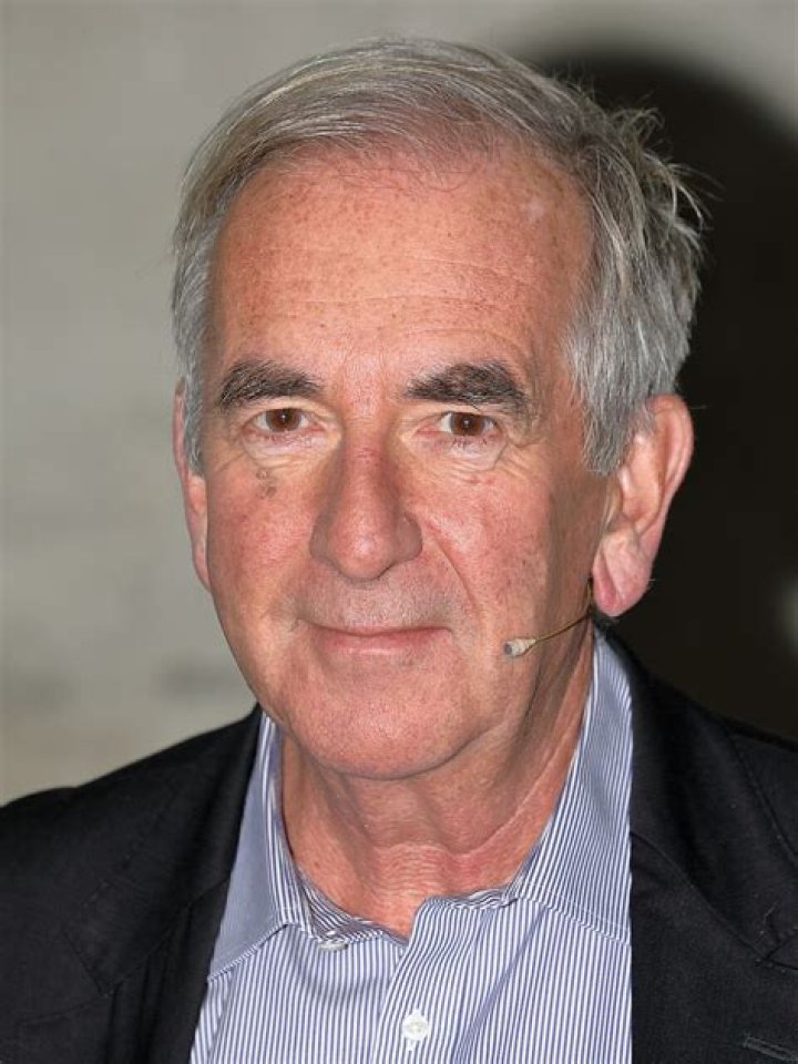 Robert Harris (novelist)