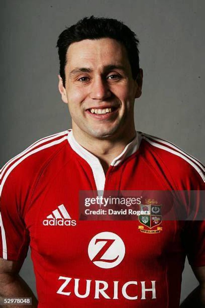 Stephen Jones (rugby player)
